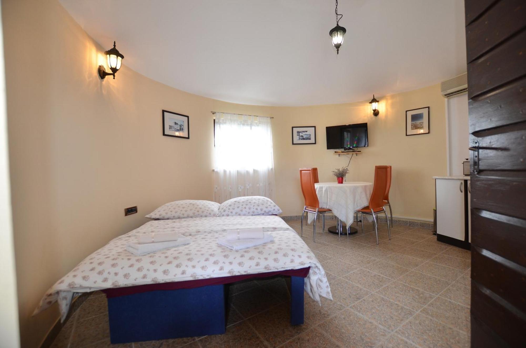 Zminj Apartments Pokoj fotografie